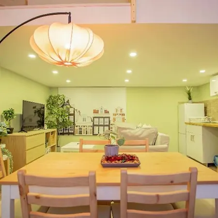 Cosy 2 Bedroom Flat In Akacfa St., Sol Lägenhet *